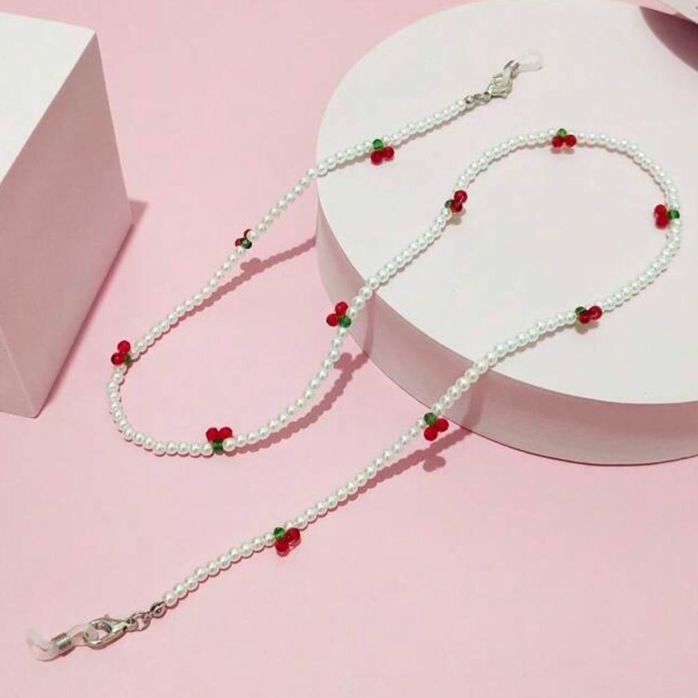 Pearl red cherry Eyewear Chain A1662 - Picture 2 of 3